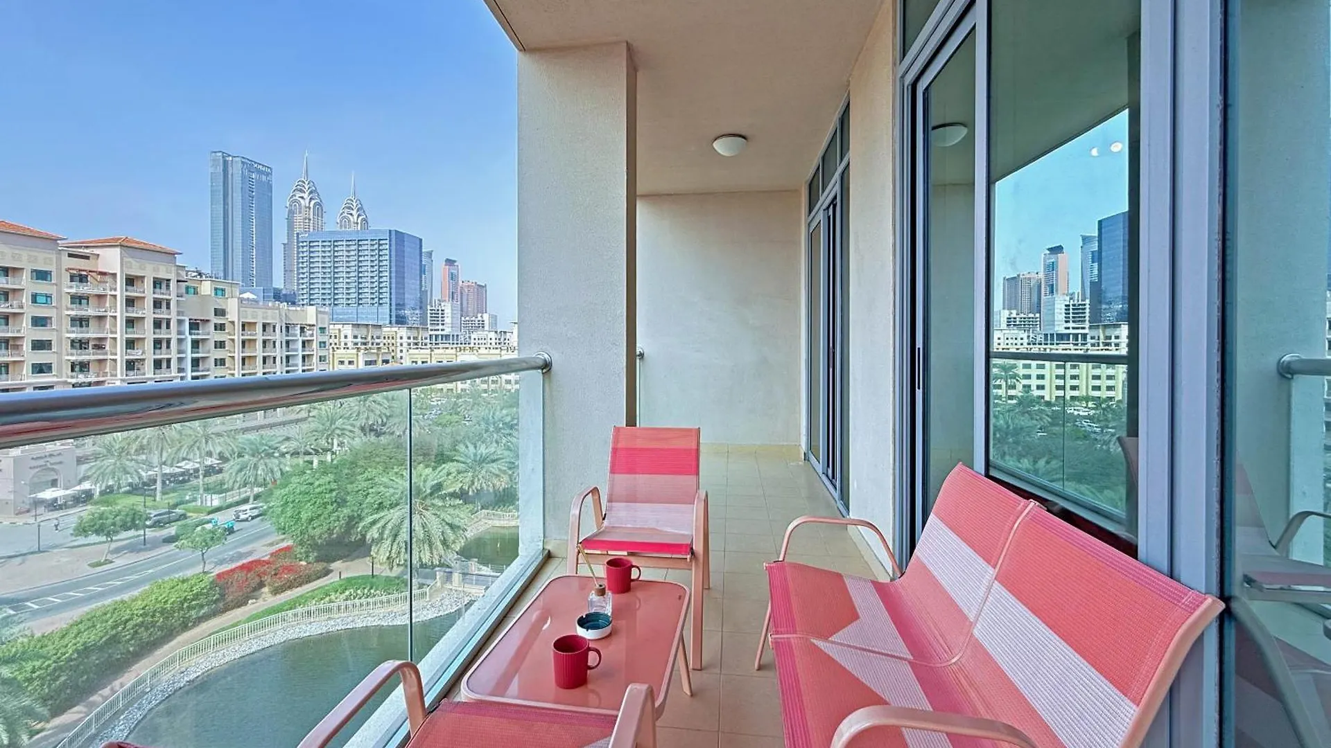 Bnbmehomes - Golf Tower 1 Dubái 0*,  Emiratos Árabes Unidos