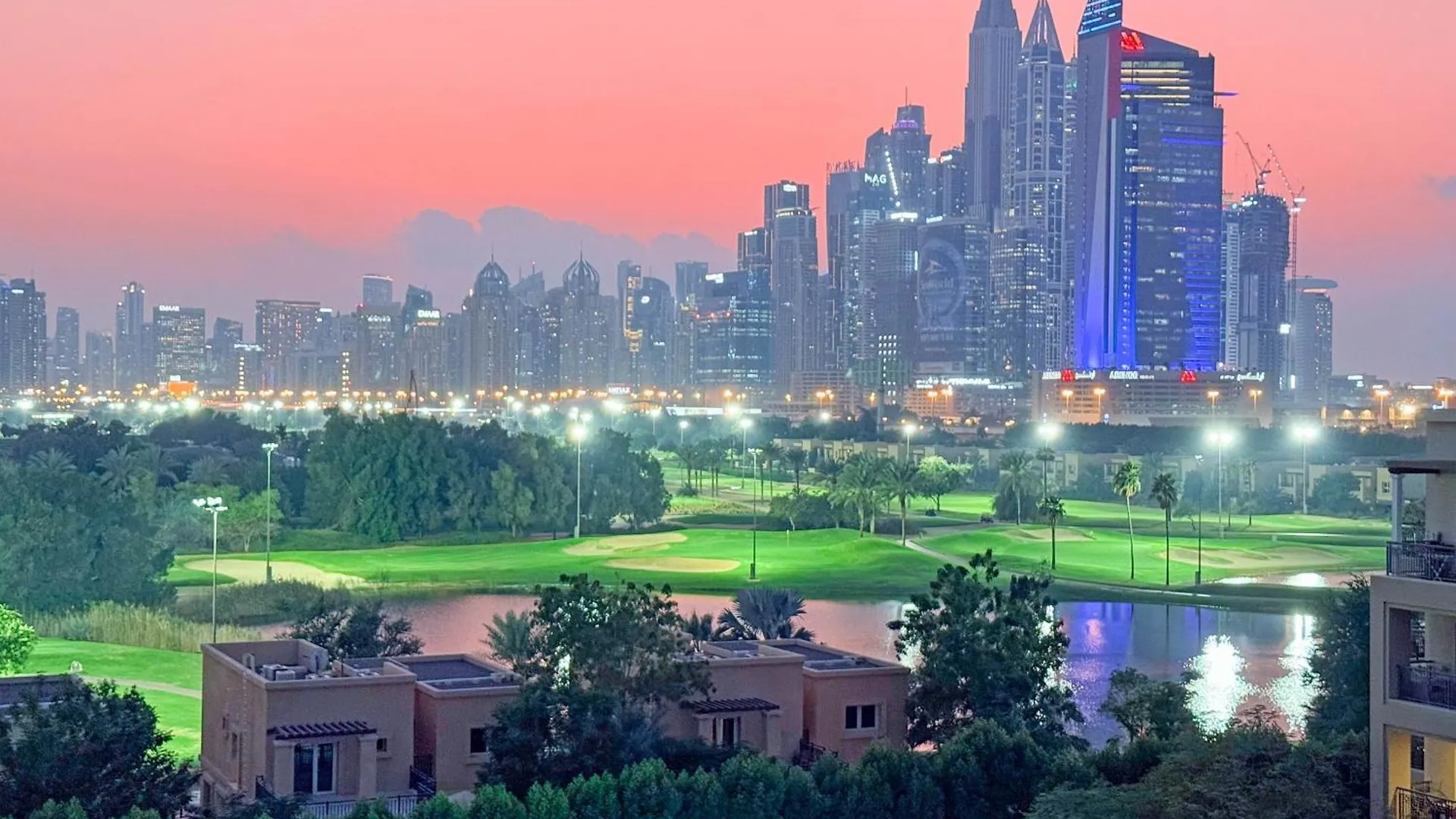 Bnbmehomes - Golf Tower 1 Dubái